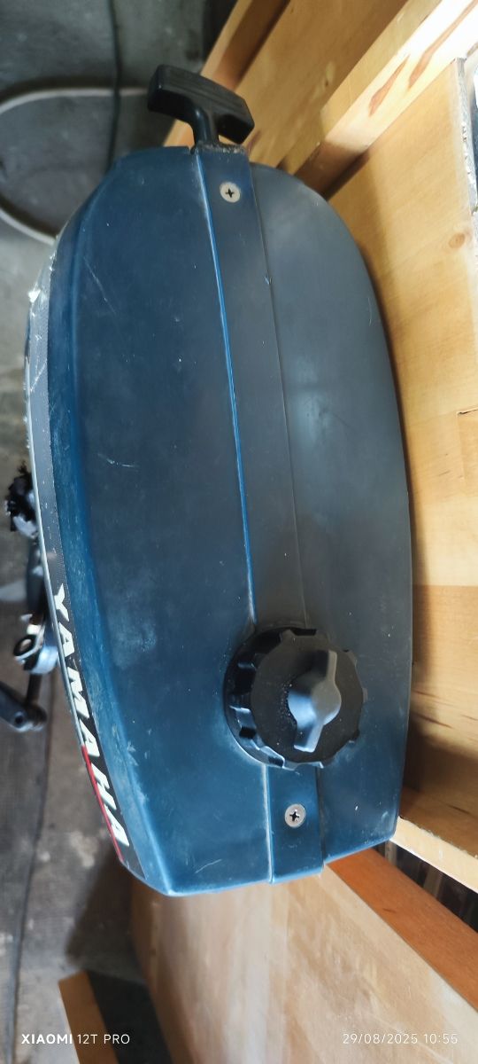 Motor fueraborda Yamaha 2cv FUNCIONANDO