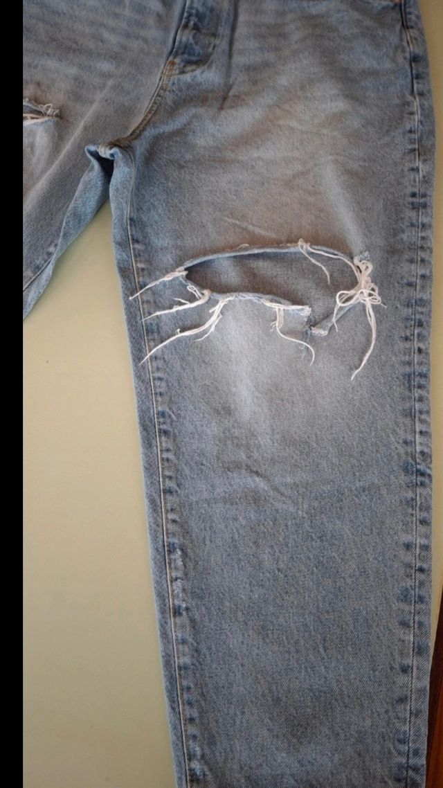 Vaqueros Pull&Bear rotos 44