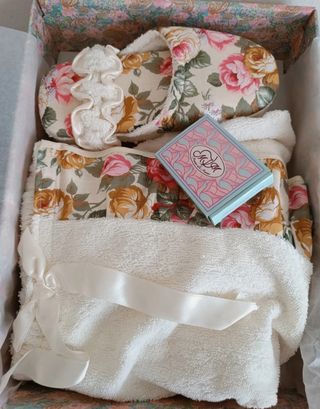 Set bagno vintage floreale , cotone , nuovo! 
