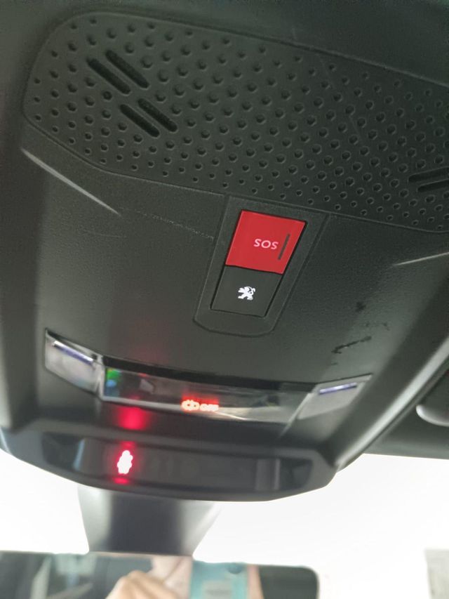 Peugeot 208 1.2 PureTech 130cv EAT8 GT Line