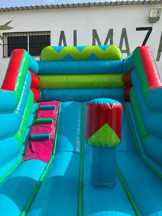 Castillo hinchable infantil