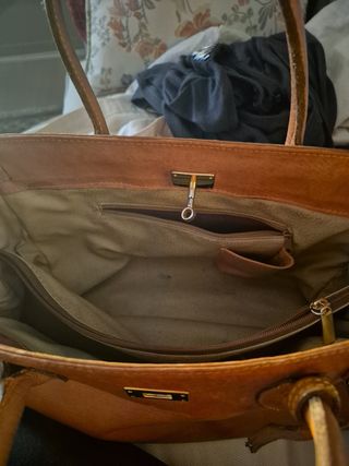Bolso marrón piel