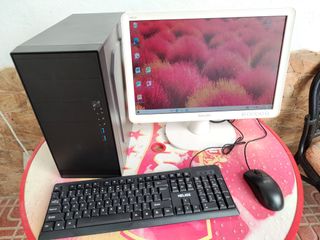 PC Intel 4x2.7GHz 8GB SSD W10
