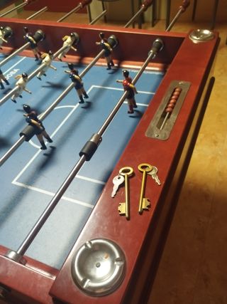 Futbolín clásico marca córdoba de madera