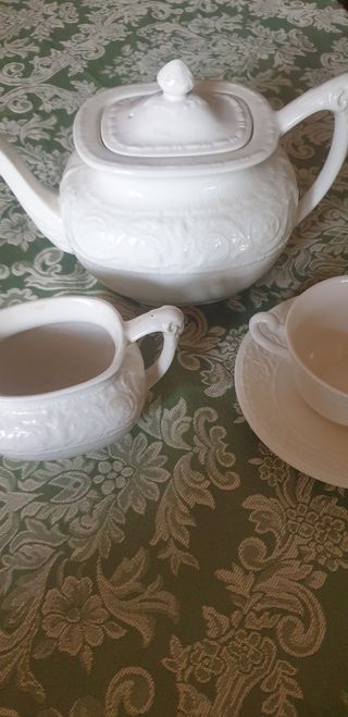 Set teiera porcellana bianca com 12 tazze da te