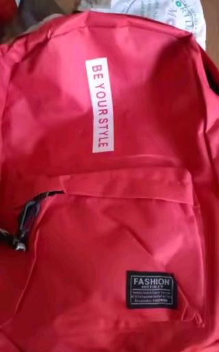 Mochila roja - BE YOUR STYLE