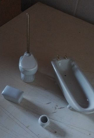 Baño miniatura porcelana