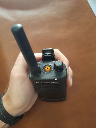Motorola XT420 professional portable radio walkie