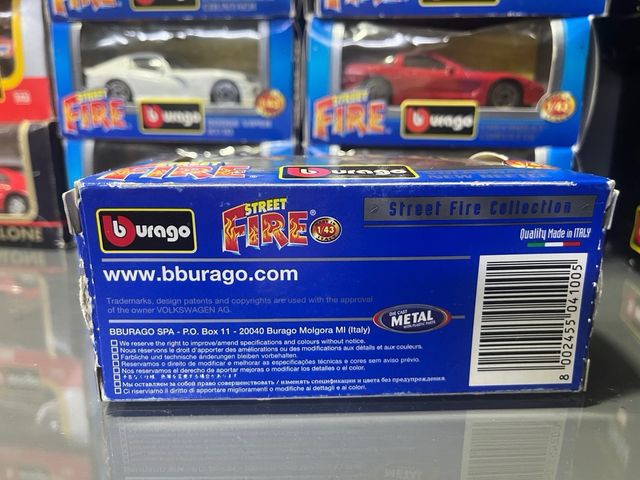 Bburago Volkswagen New Beetle 1:43