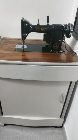 Máquina coser Refrey 