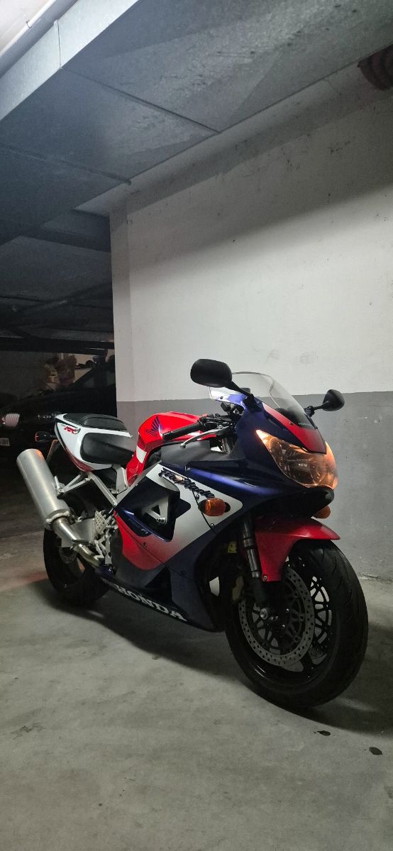 Honda CBR 900RR (929) - Impecable 46.000km