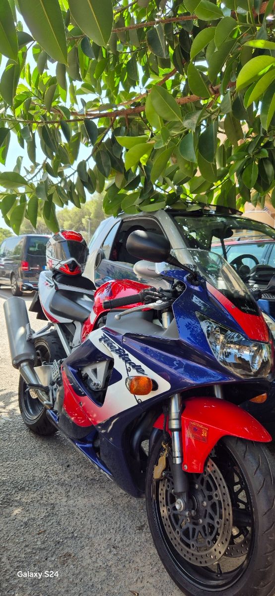 Honda CBR 900RR (929) - Impecable 46.000km