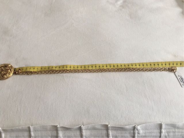 Collar Liz Claiborne dorado xa poner 2 fotos