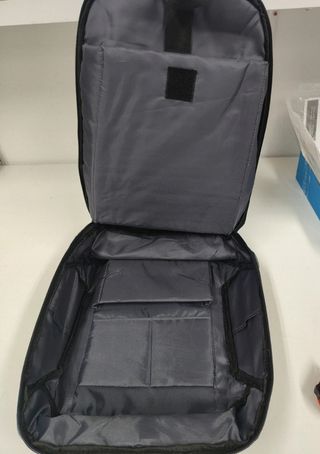 Mochila antirrobo para ordendor hasta 14 pulgagas 