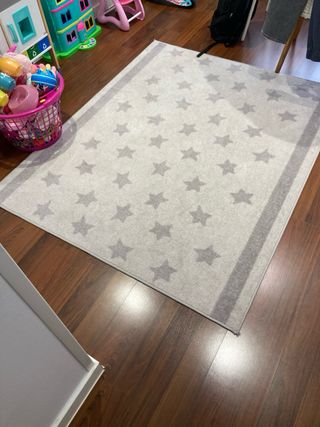 Alfombra estrellas gris-beige
130x160