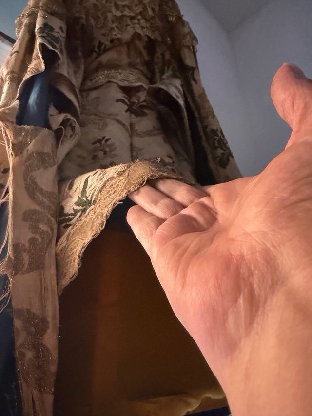 Virgen 80 cm antigua sin manos