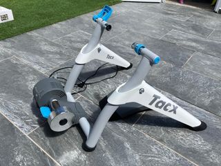 Rodillo Tacx Flow Smart
