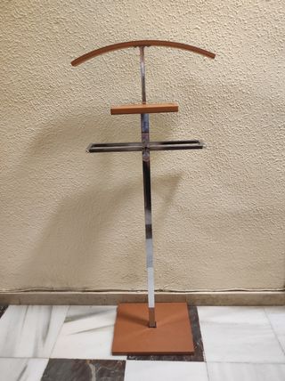 Galán de noche - Madera y metal