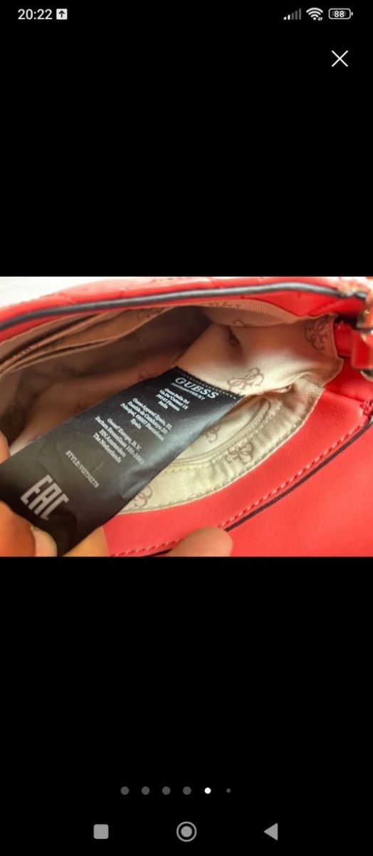 Bolso bandolera Guess rojo