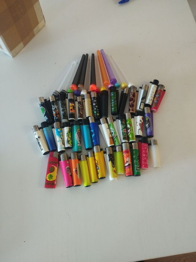 42 Mecheros Clipper + 17 tubos