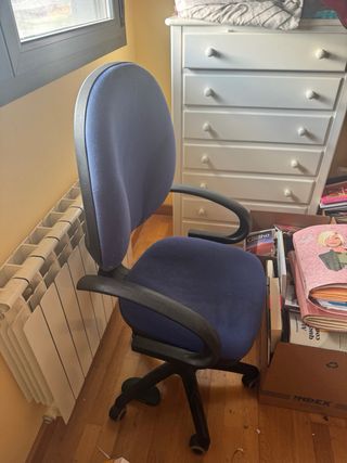 Silla escritorio giratoria - negra y azul