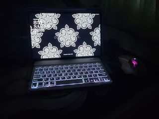Teclado inalámbrico RGB multicolor