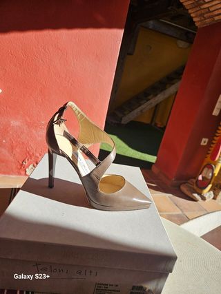 Jimmy Choo Tacones Marrón 38