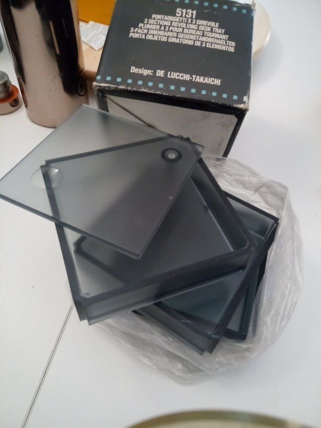 Kartell Portaoggetti girevole 5131