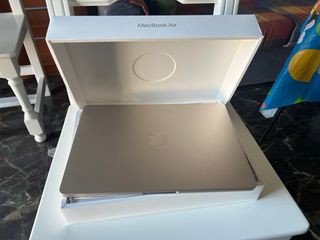 MacBook Air M3 512GB - Plata
