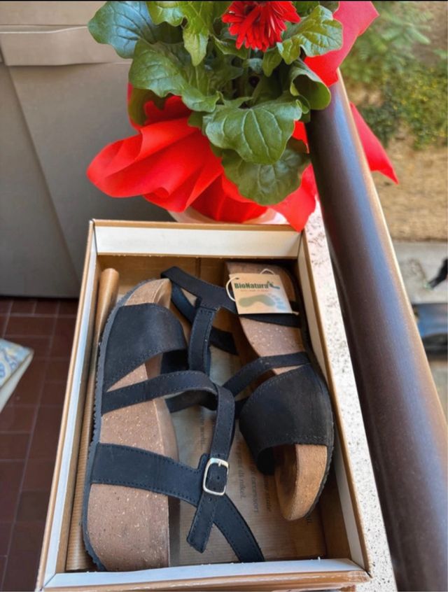 Sandalias BioNatura negras, talla 39