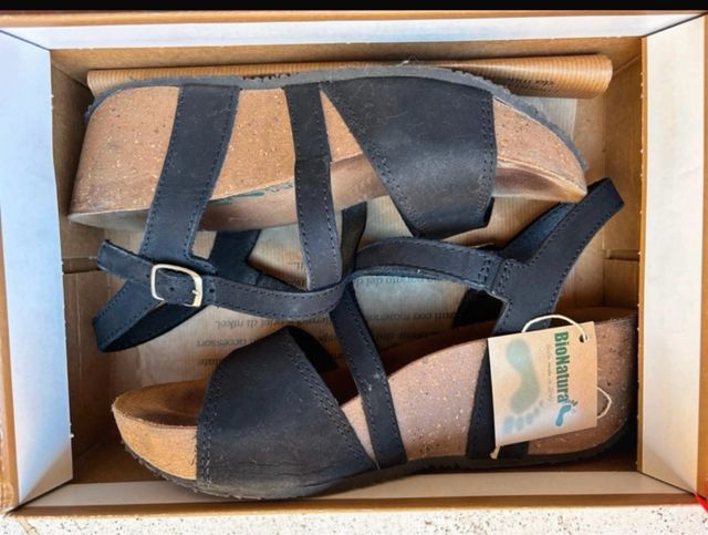 Sandalias BioNatura negras, talla 39