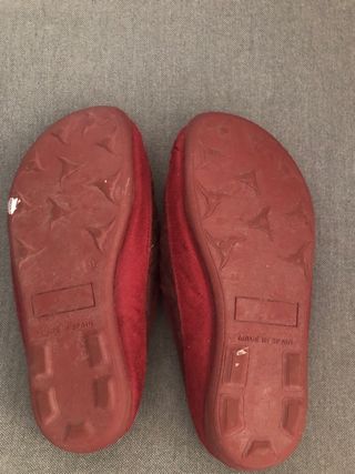 Zapatillas SD Huesca - rojas y del Número 31