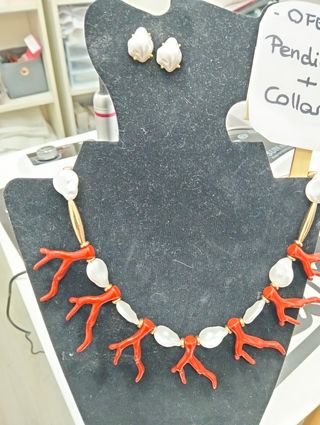 Collar y pendientes coral rojo perla