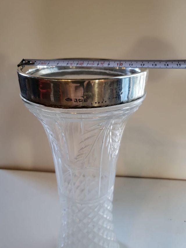 Jarrón cristal tallado vintage