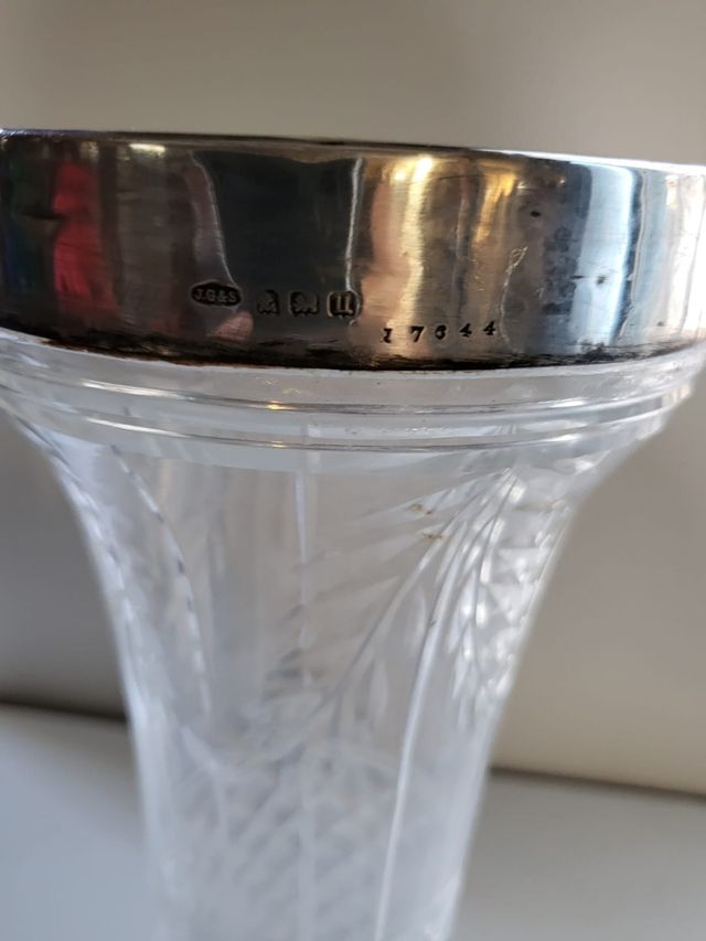 Jarrón cristal tallado vintage