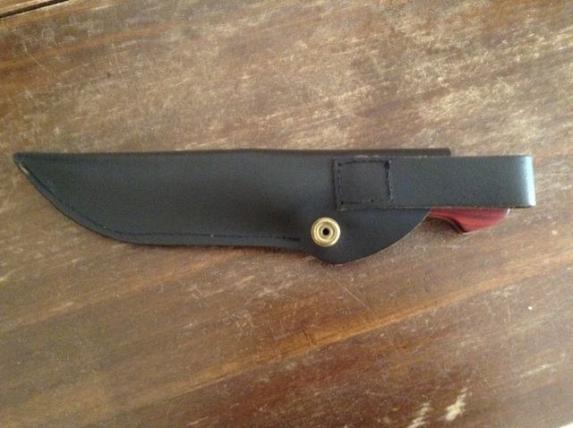 Coltello Keen Blades con fodero