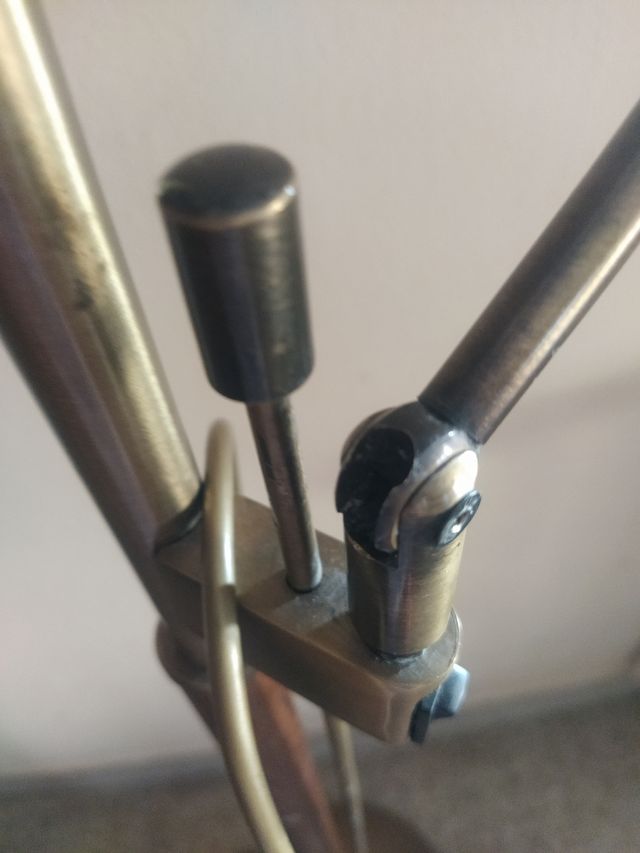 Lámpara de pie con lector