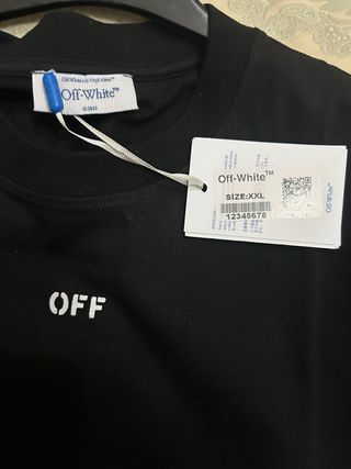 T-shirt Off-White nera taglia M