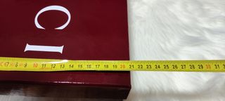 Caja y bolsa Gucci 