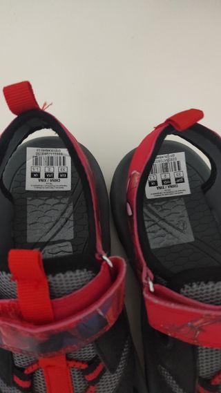 Sandalias Spiderman niño