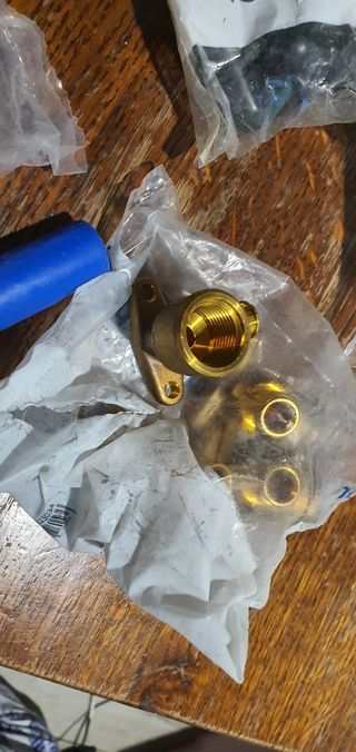 Conjuntos de piezas Uponor nuevas