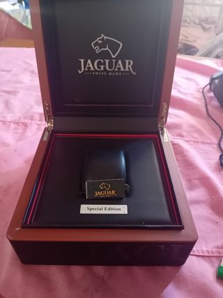 CAJA JAGUAR EDICION LIMITADA
