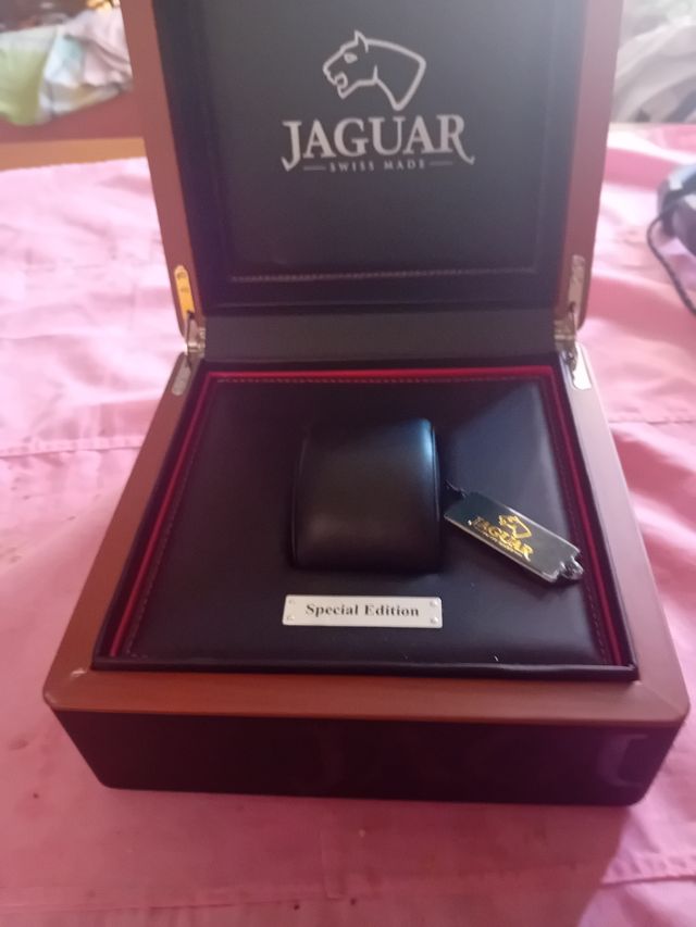 CAJA JAGUAR EDICION LIMITADA