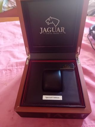 CAJA JAGUAR EDICION LIMITADA
