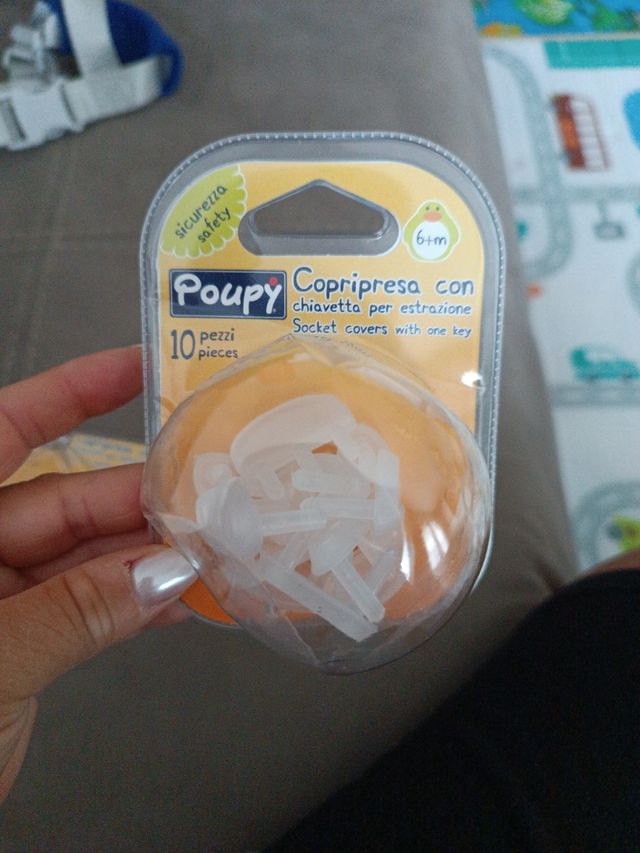 Pettorina sicurezza, 4 chiudi ante e 10 copripresa