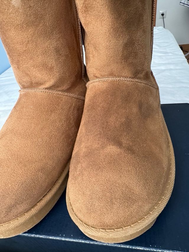 Botas Marrón - Piel Sintética