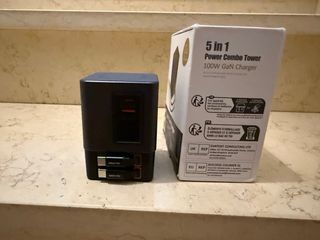 Stazione di ricarica 5 in 1 da 100 W