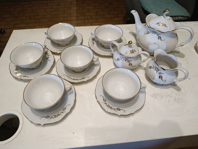 Servizio tè porcellana oro e bianco