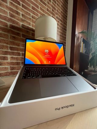 MacBook Pro 2020 Gris Espacial