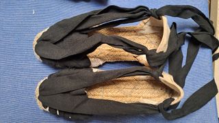 Espardenyes negras - calzado popular